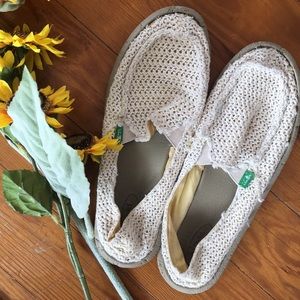 Sanuk Shoes 🌊